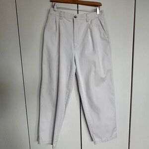 Vintage Classic GAP Women’s Cream 100% Cotton Pleated Chinos 90s Minimalism RARE